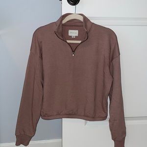 Lightweight cropped cinched quarter zip pullover